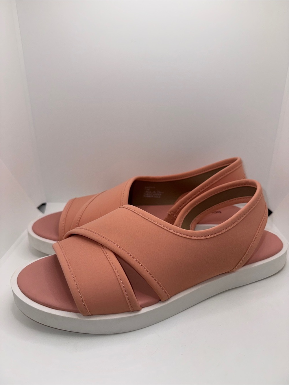 Donald J Pliner Barta Sandals w Asymmetrical Elastic Strap Women’s 7.5 Rose Pink